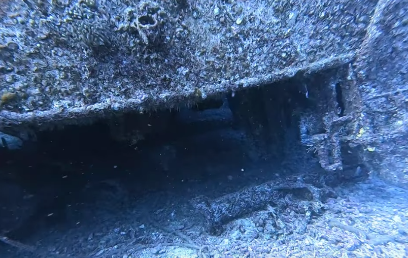 LCU Wreck Dive Site Scuba Diving Oahu, United States