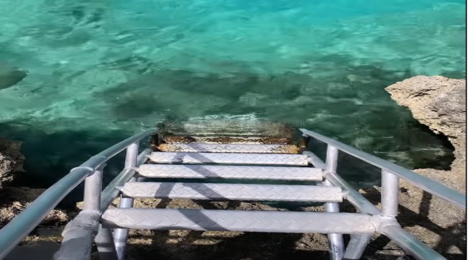 Rackams Waterfront Dive Site Scuba Diving Grand Cayman, Cayman Islands