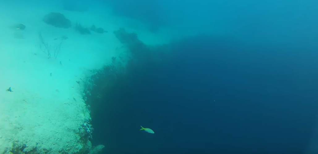 Lost Blue Hole Dive Site Scuba Diving Nassau, Bahamas