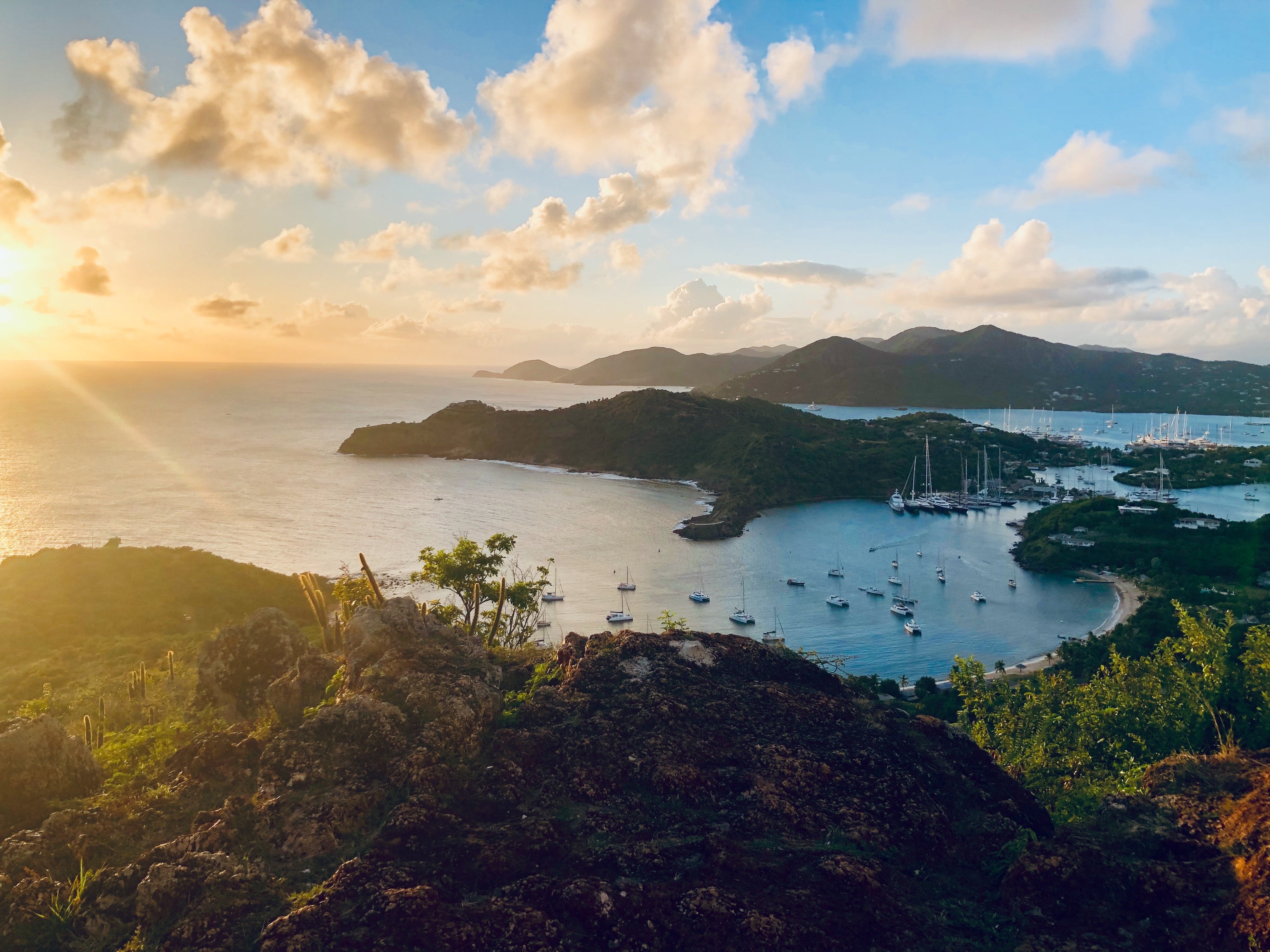 Diving in Antigua and Barbuda