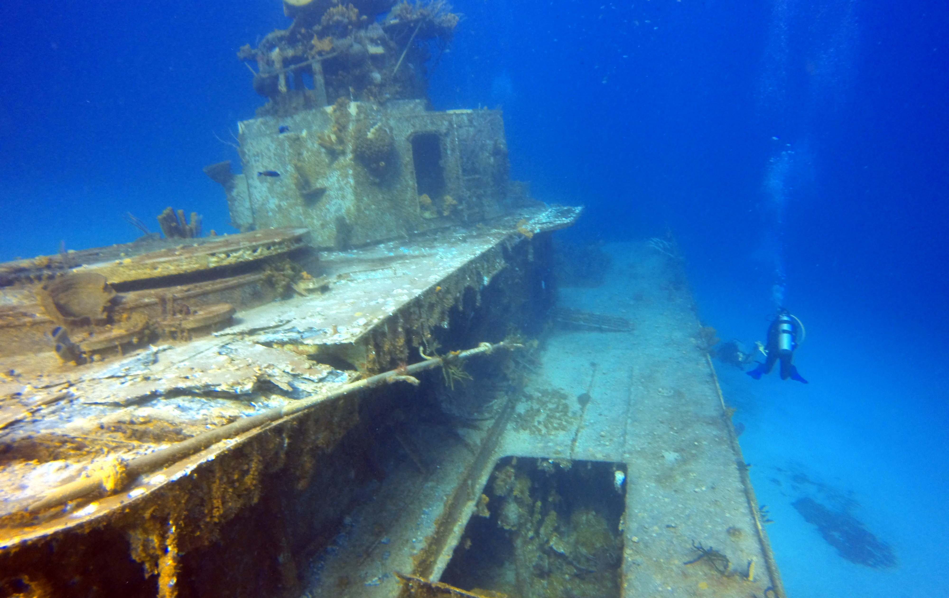 Scuba diving in Cayman Brac
